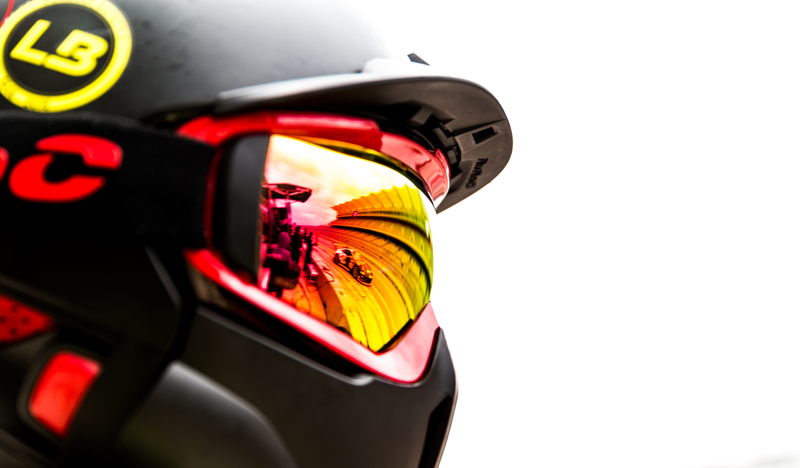 I’m becoming a sucker for pit lane goggles reflection shots.